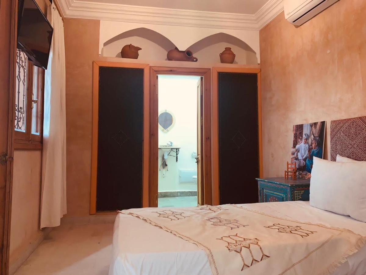 Riad Les Miroirs Marrakesh Exterior foto