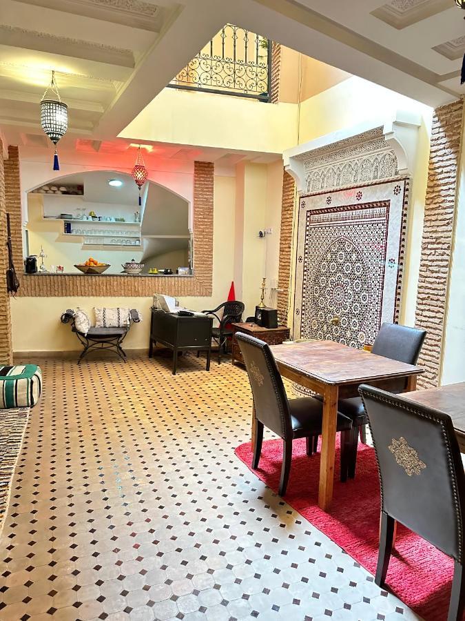 Riad Les Miroirs Marrakesh Exterior foto
