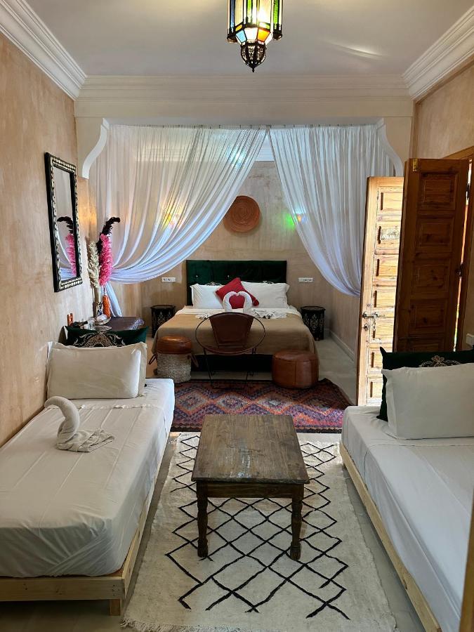 Riad Les Miroirs Marrakesh Exterior foto